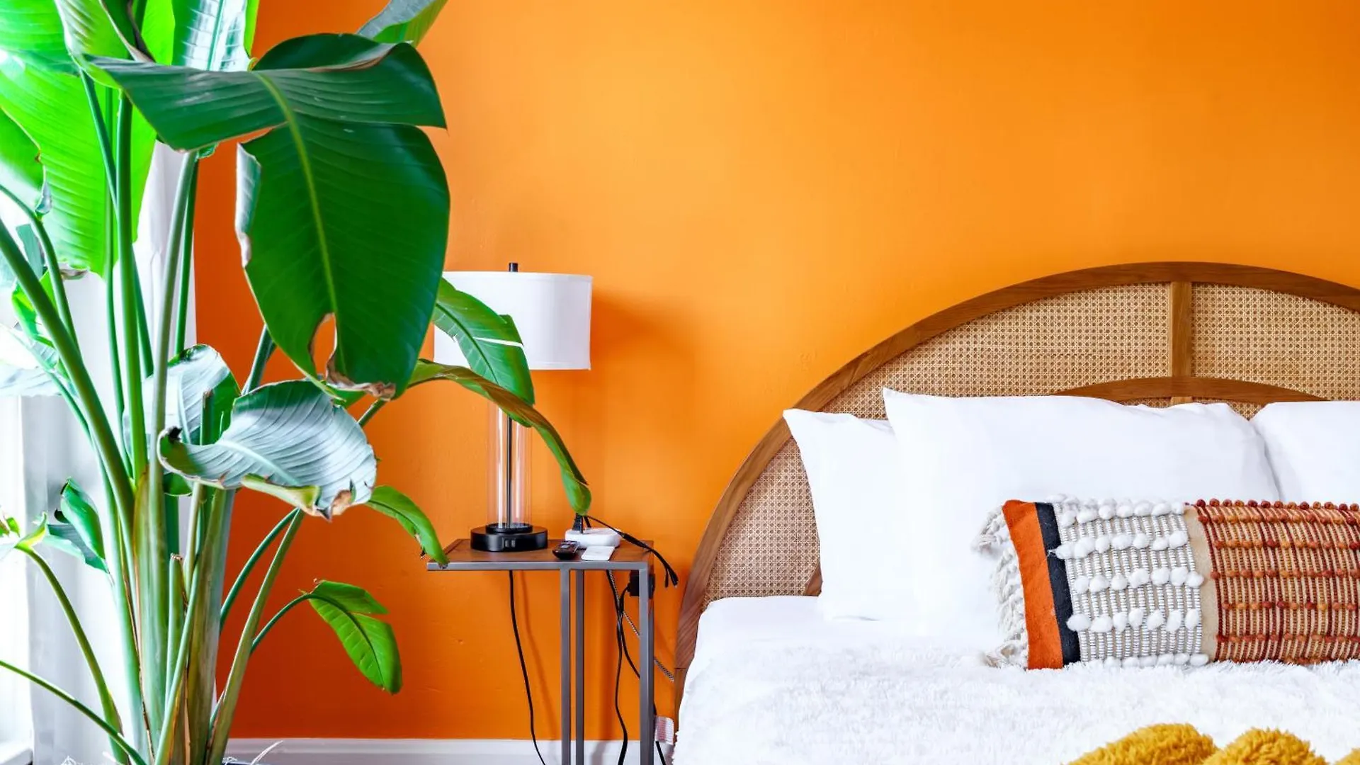 Prime Location Top Rated Clean Parking Free Columbus