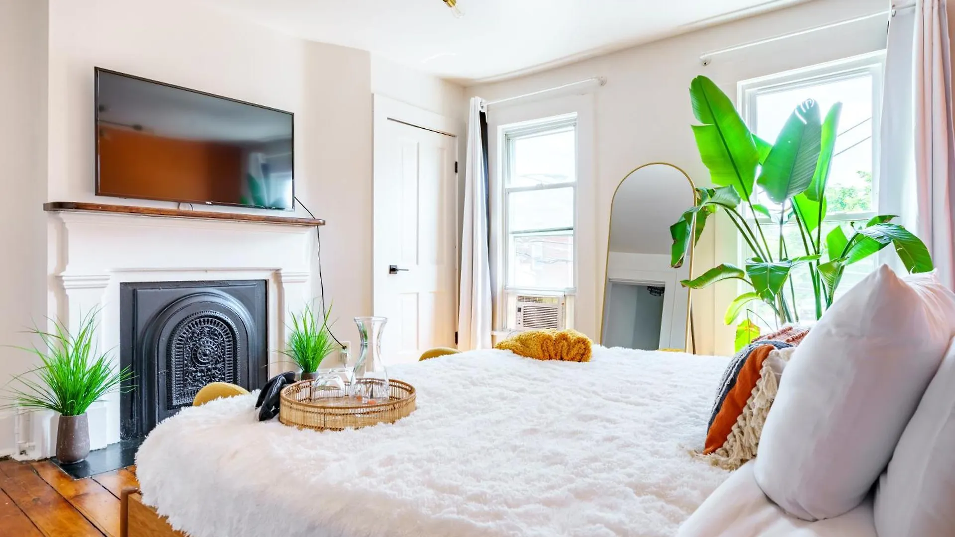 Prime Location Top Rated Clean Parking Free Columbus
